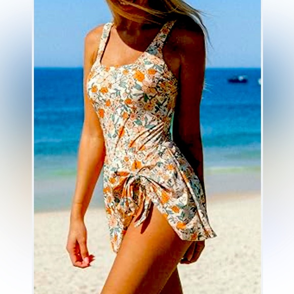 🆕#2~ CUPSHE Women's One Piece Swimsuit Bathing Suit Scoop Neck Swimdress… - Picture 2 of 12